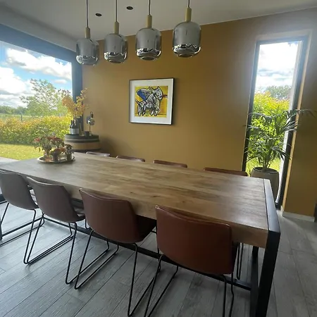 Flandre Villa